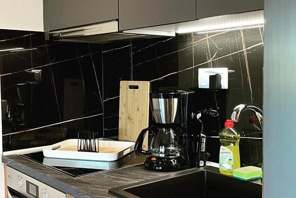 Thalassa Apartment เนอาเปรามอส ภายนอก รูปภาพ